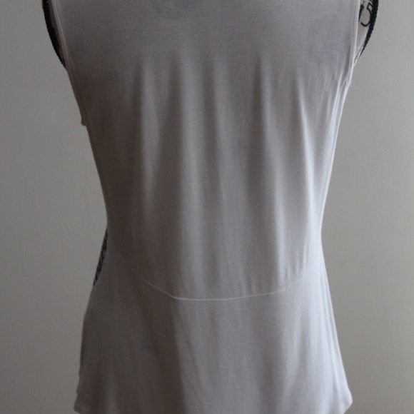 Sleeveless Top - Picture 2 of 2